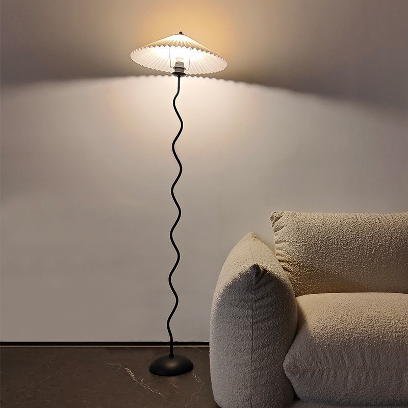 Squiggle Table Lamp 12