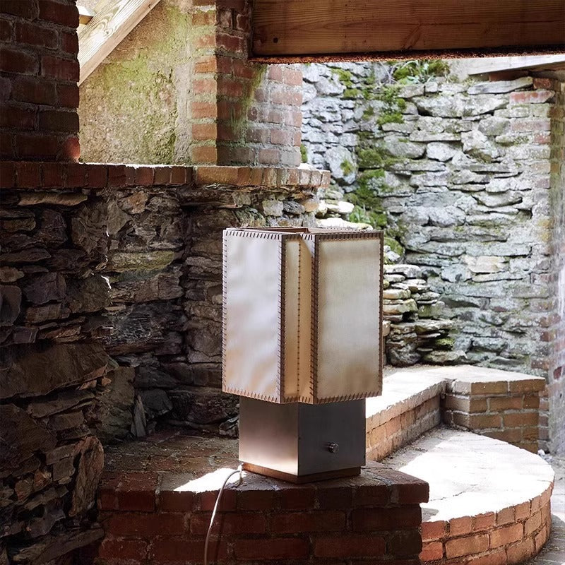 Tanu_Stitch_Table_Lamp_8