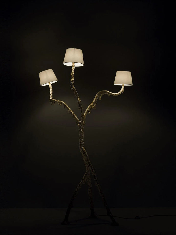 Three_Legged_Floor_Lamp_6