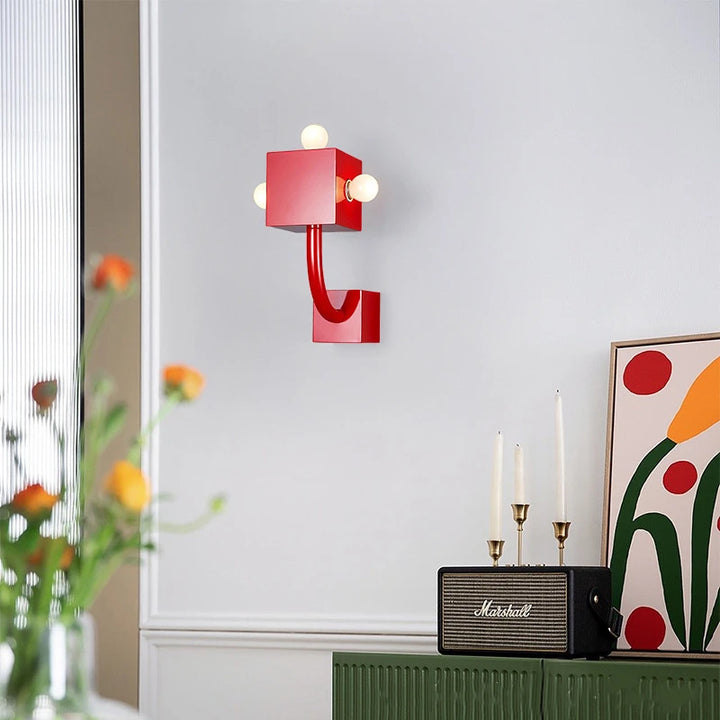 Three_red_cube_wall_lamp_6