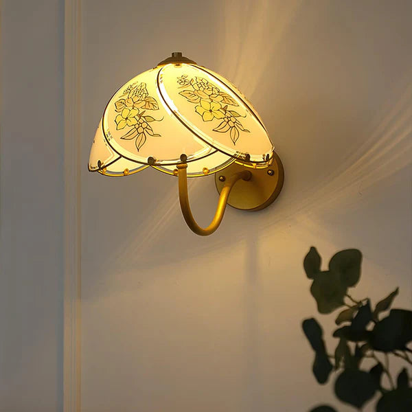 Tiffany_Lily_Wall_Lamp_3