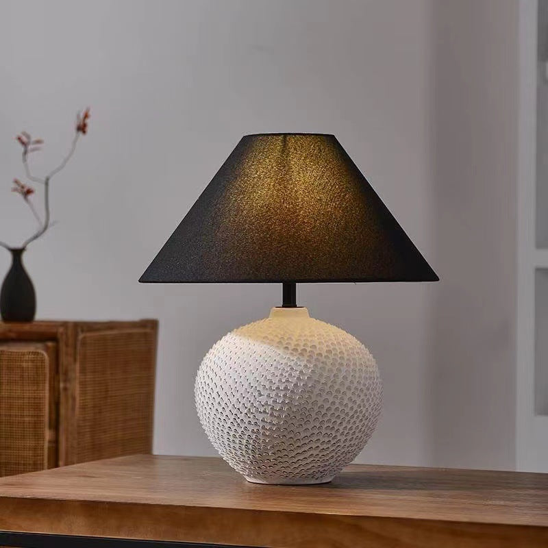 Tivra_Ceramic_Table_Lamp_03