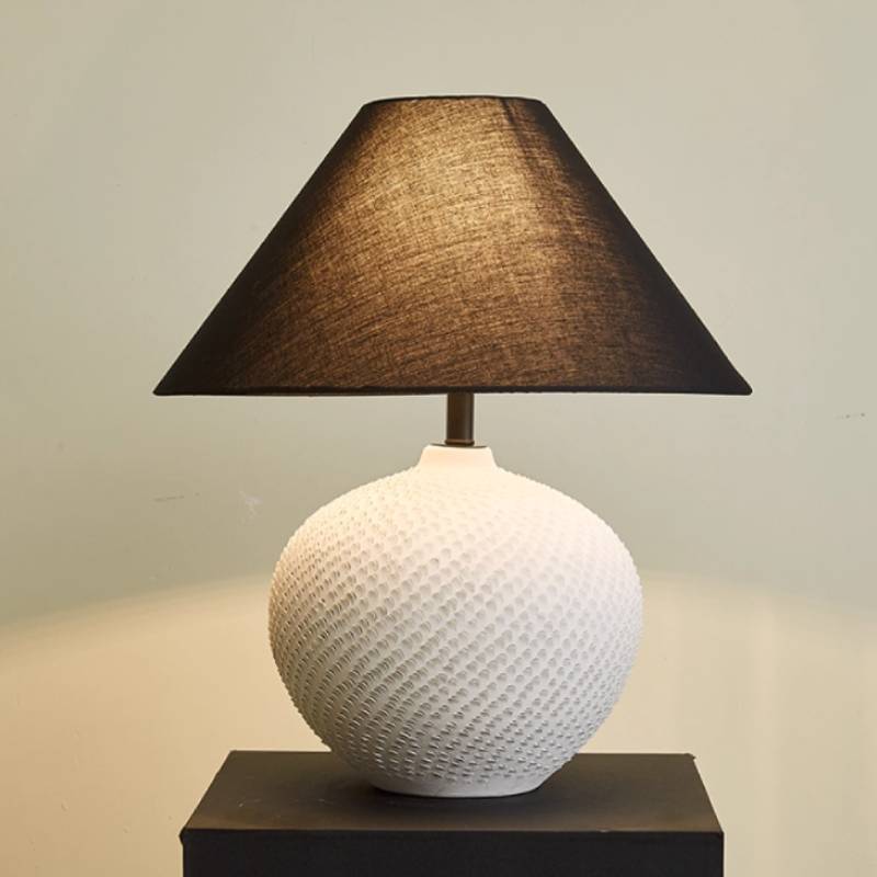 Tivra_Ceramic_Table_Lamp_10
