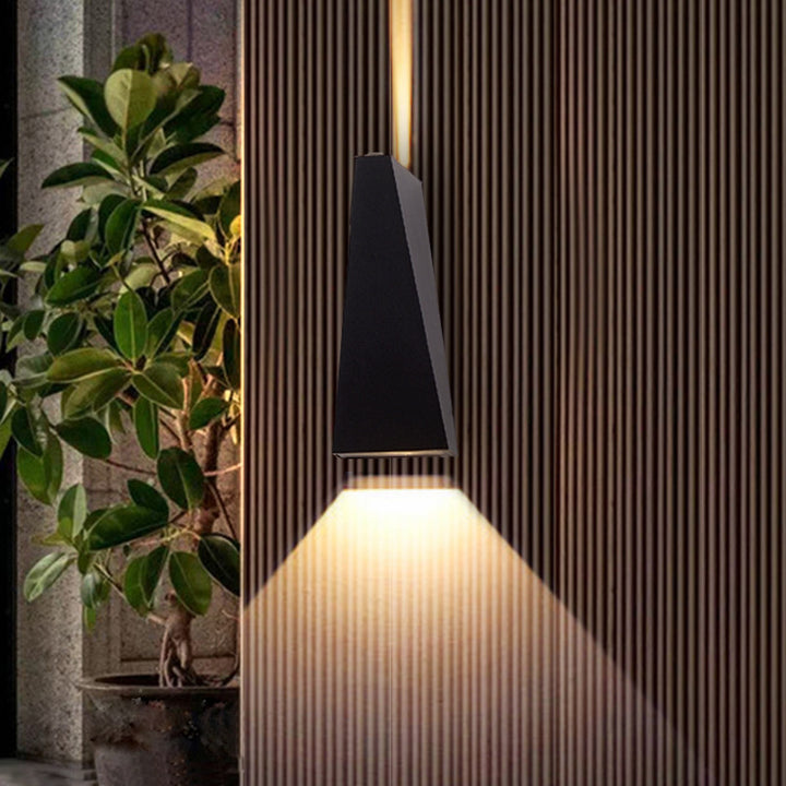 Trapezoidal_LED_Wall_Lamp_07