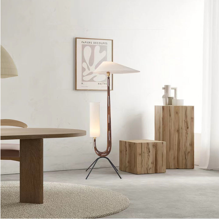 V-Shaped Floor Lamp 7