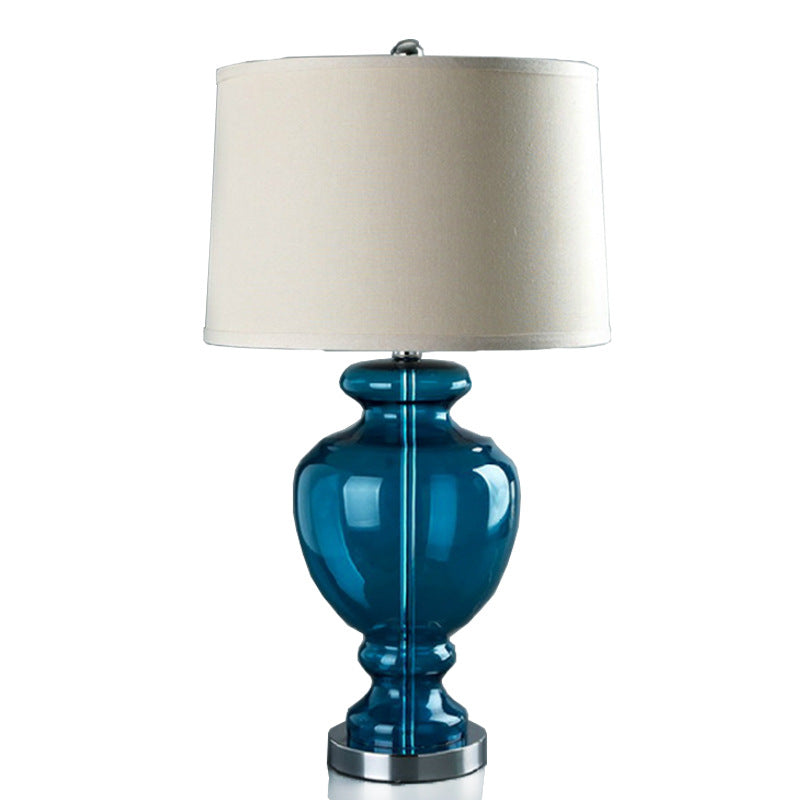 Varenza_Table_Lamp_02