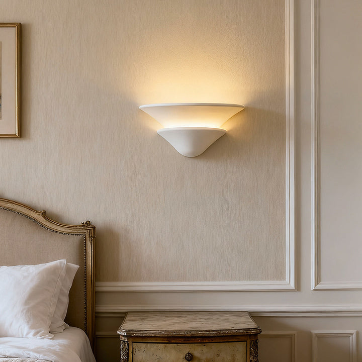 Vase_Plaster_Wall_Lamp_2