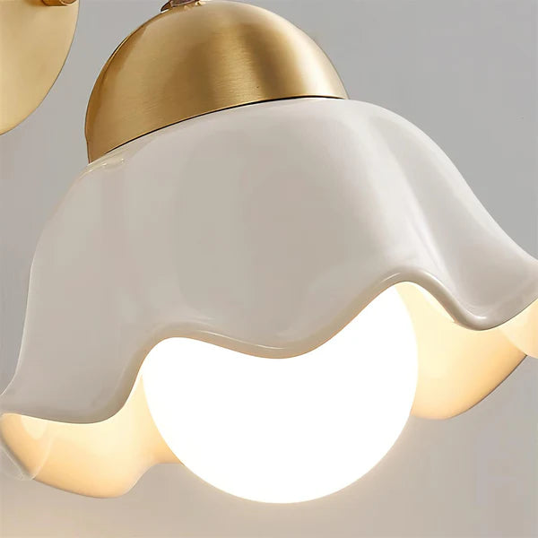 Vena_Brass_Wall_Lamp_10