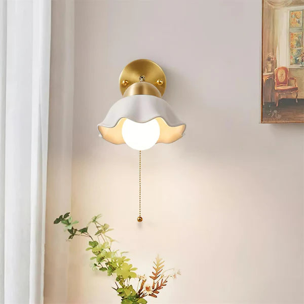 Vena_Brass_Wall_Lamp_11