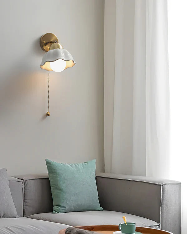 Vena_Brass_Wall_Lamp_9