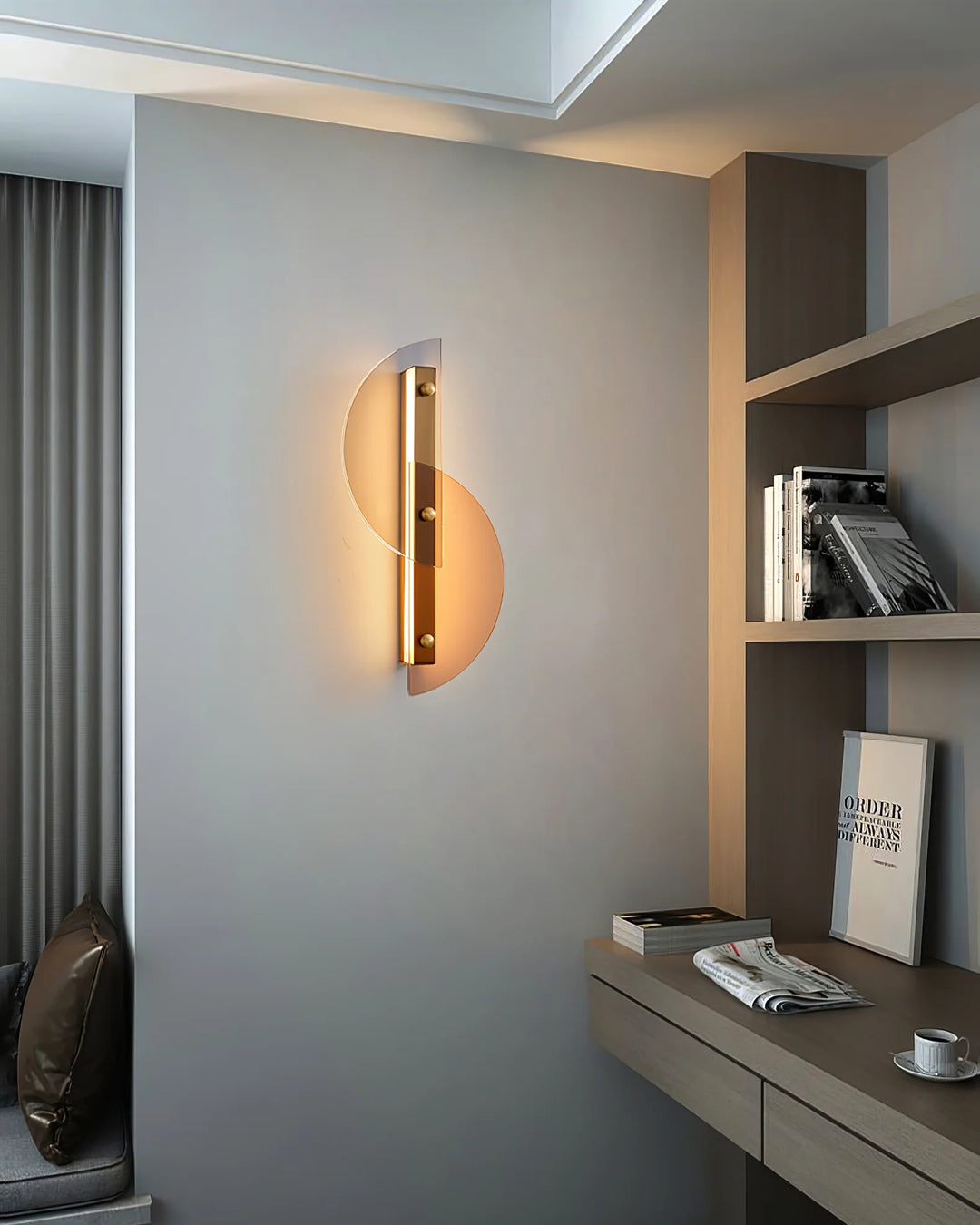 Vertical_Half_Circle_Wall_Lamp_17