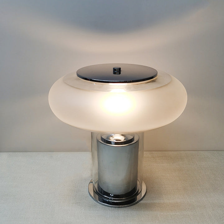 Vevo_Table_Lamp_07