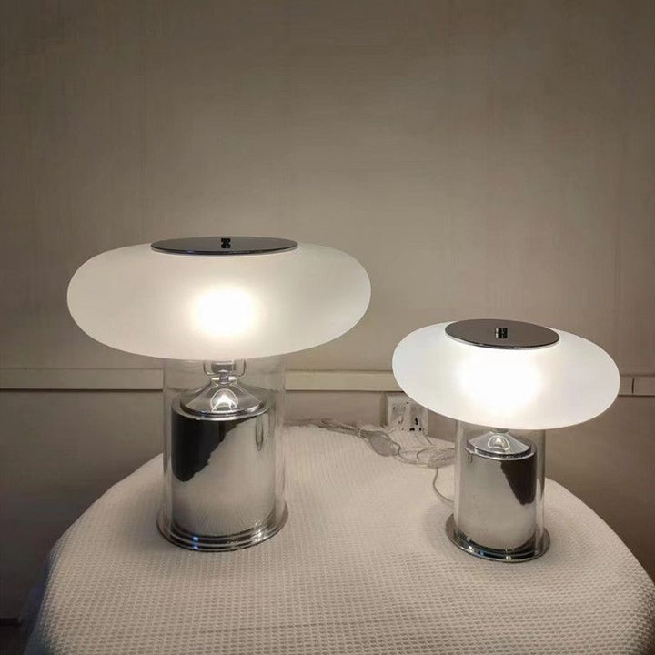 Vevo_Table_Lamp_09