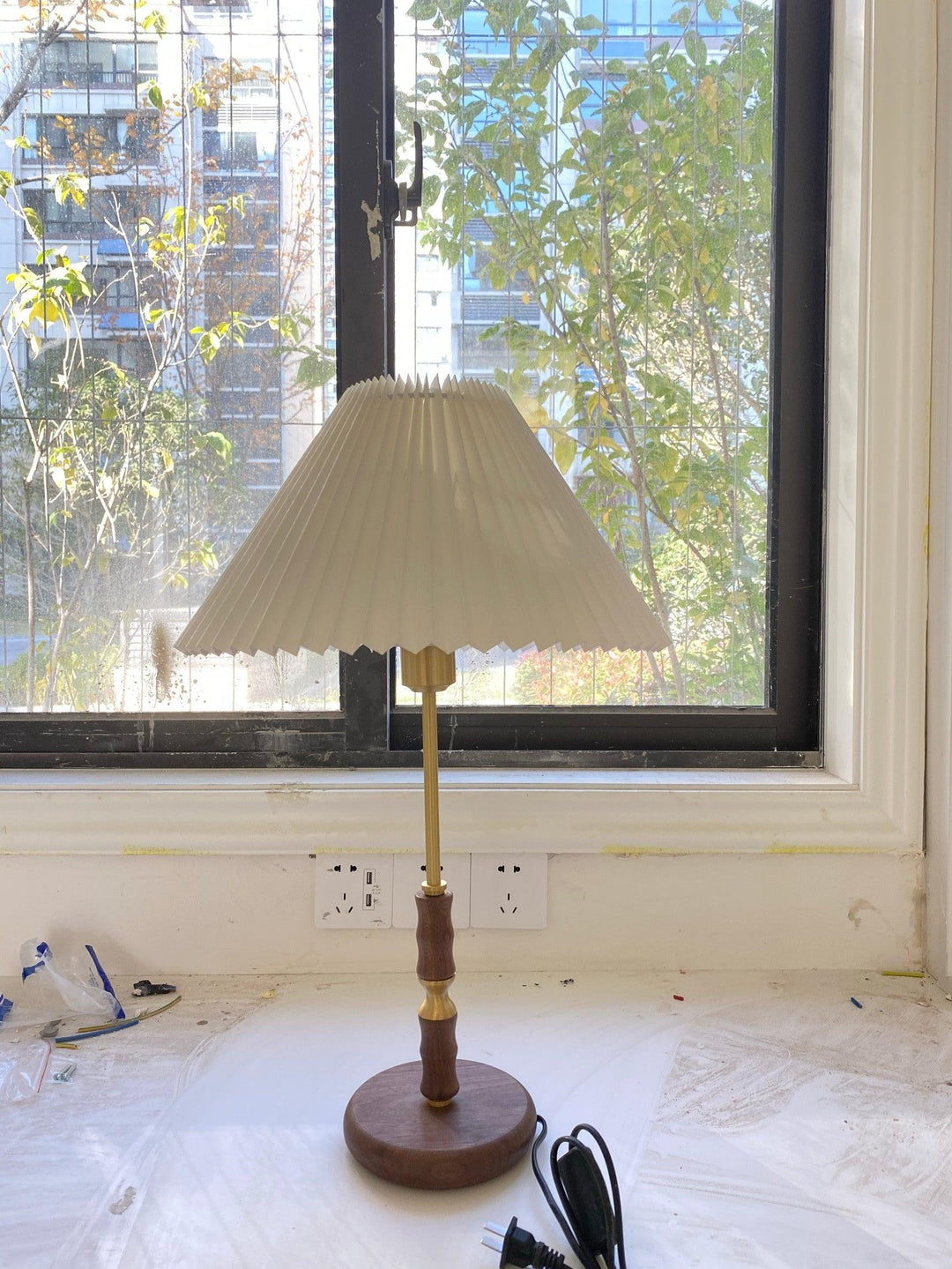 Vintage American Pleated Desk Lamp-7