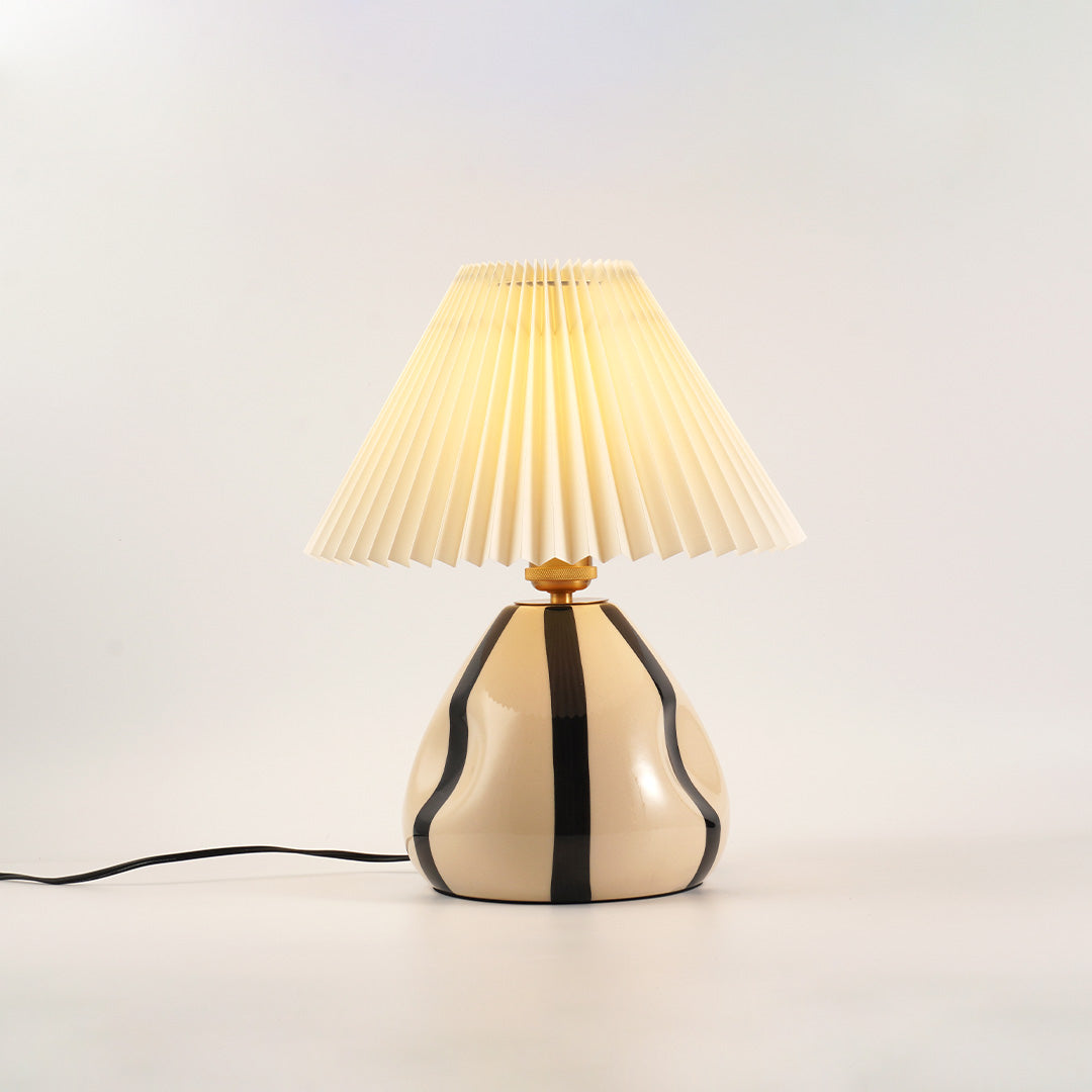 Vintage_Ceramic_Table_Lamp_r_3