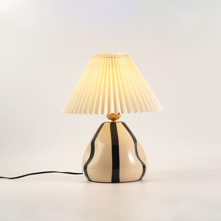 Vintage_Ceramic_Table_Lamp_r_3