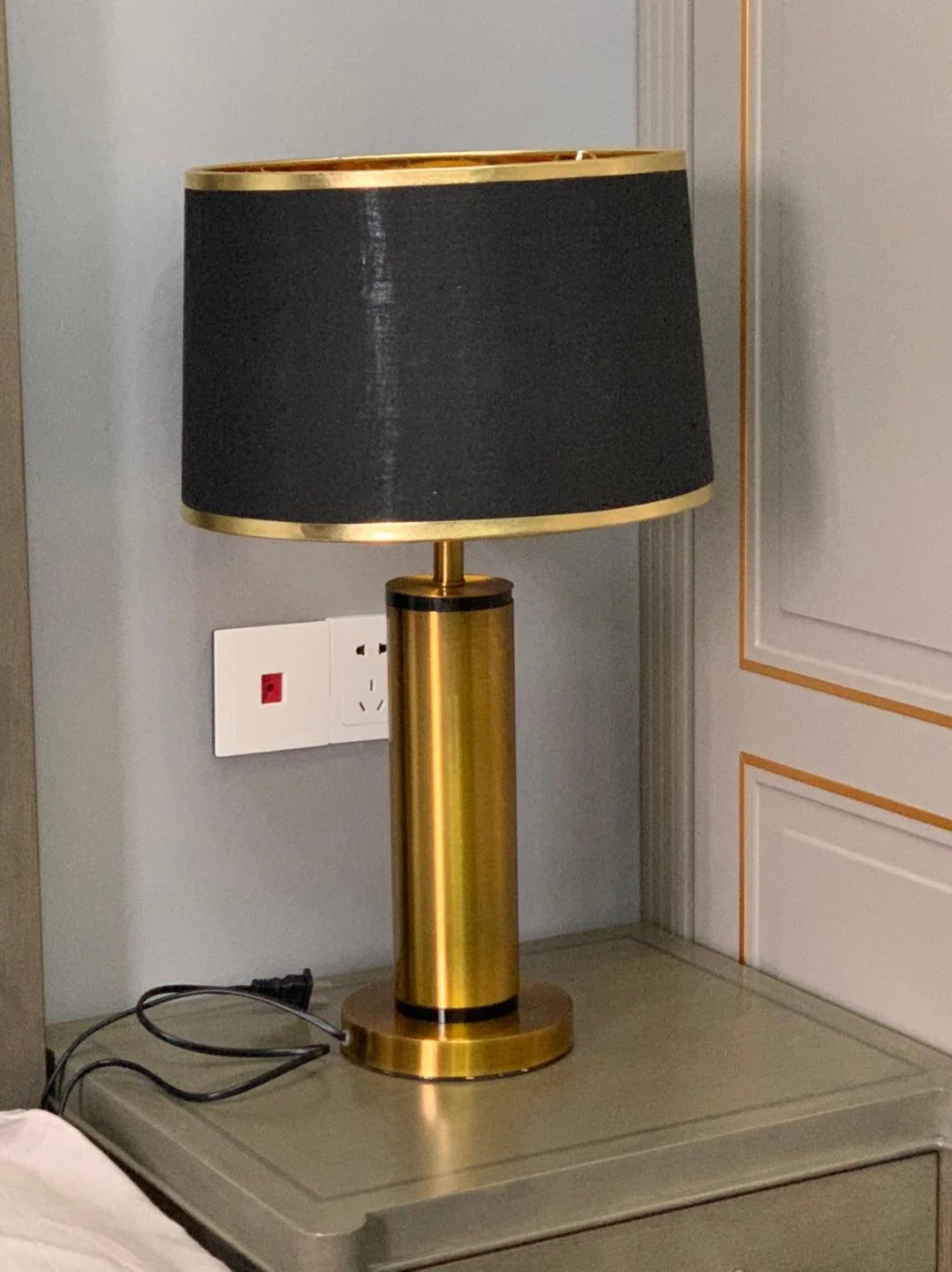 Vintage Metal Base Table Lamp-31