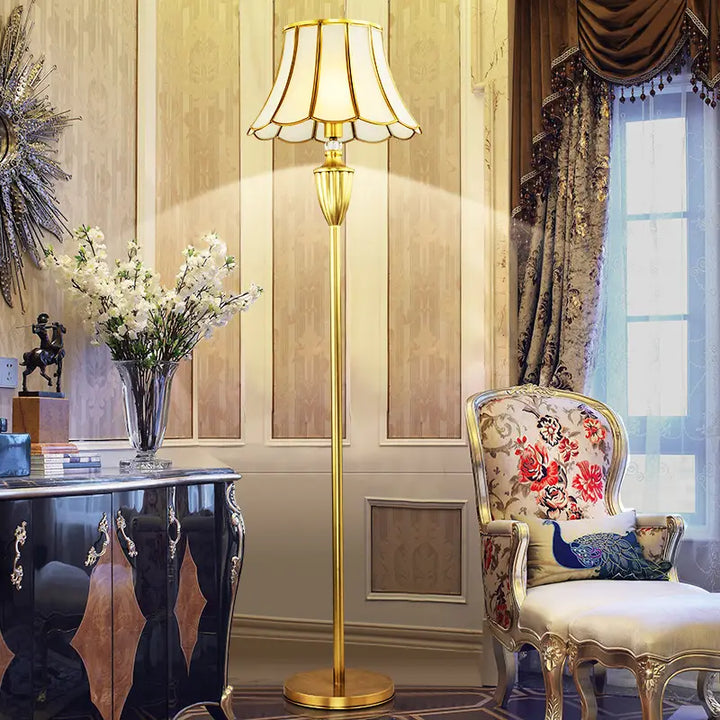 Virell_Brass_Floor_Lamp_04