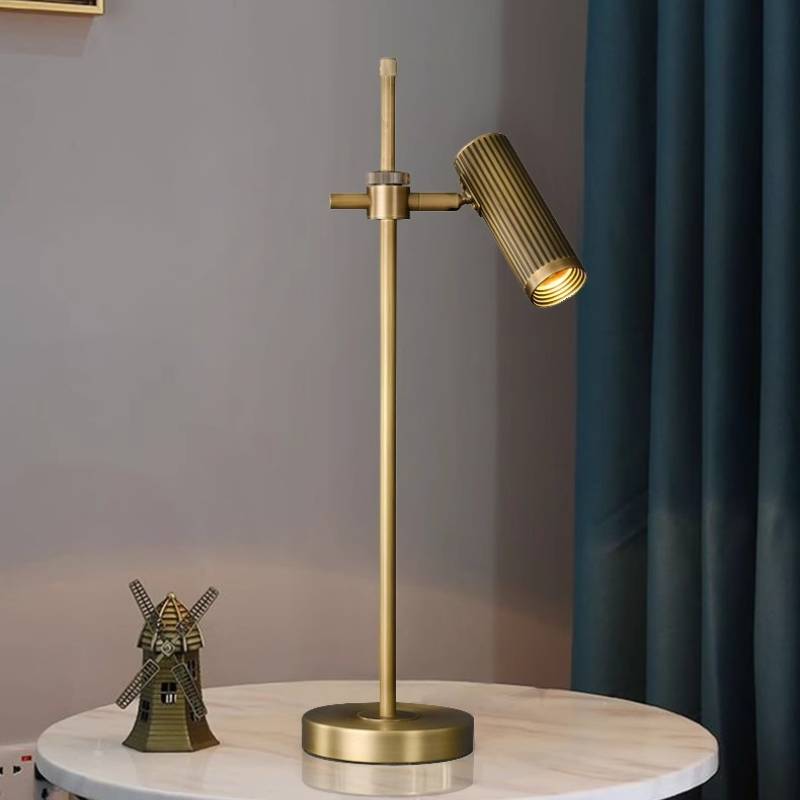 Vorn_Table_Lamp_08