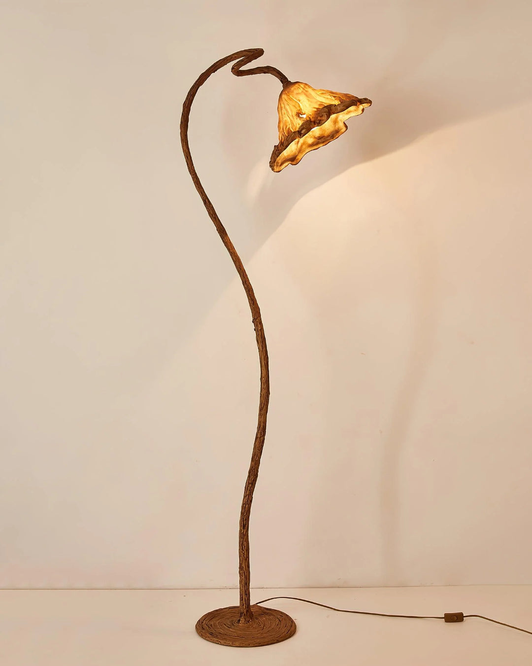 Wabi-Sabi_Lotus_Floor_Lamp_3