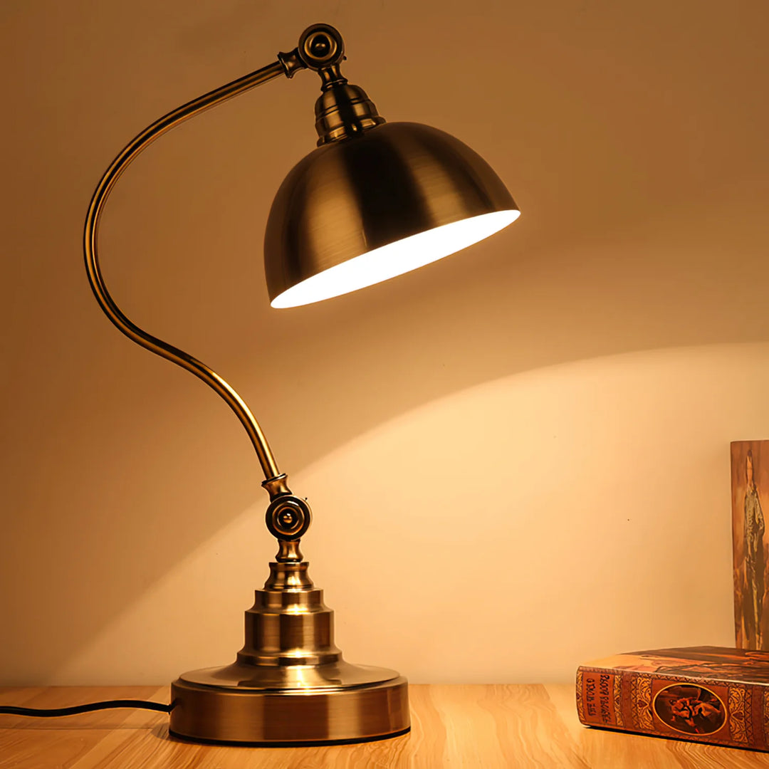 Wallace_Table_Lamp_2