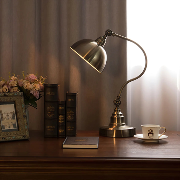 Wallace_Table_Lamp_3