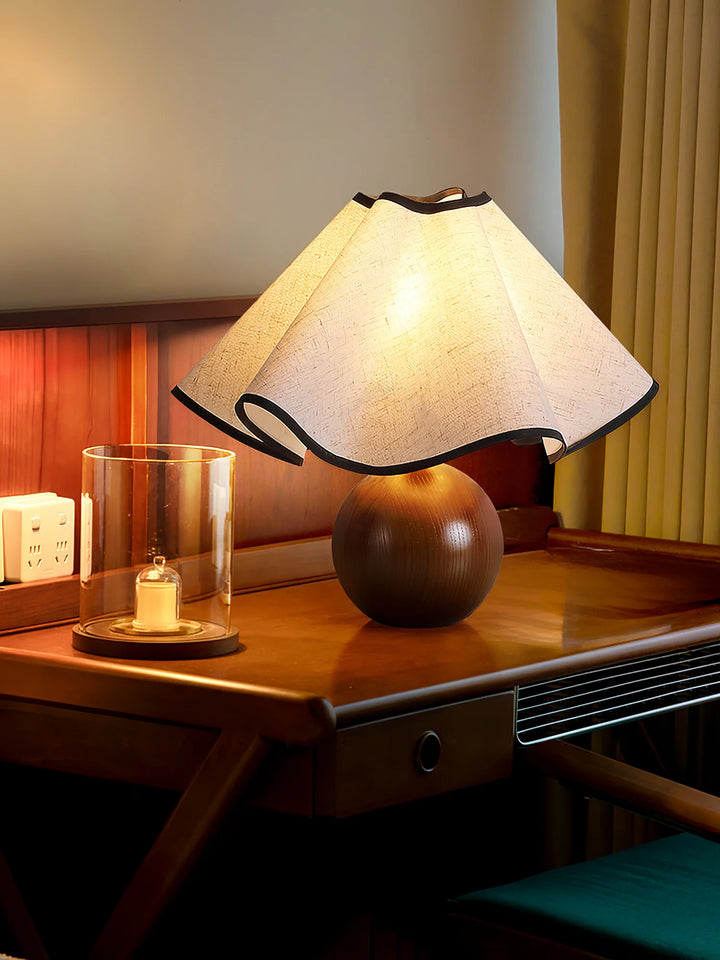 Wavecrest_Table_Lamp_7