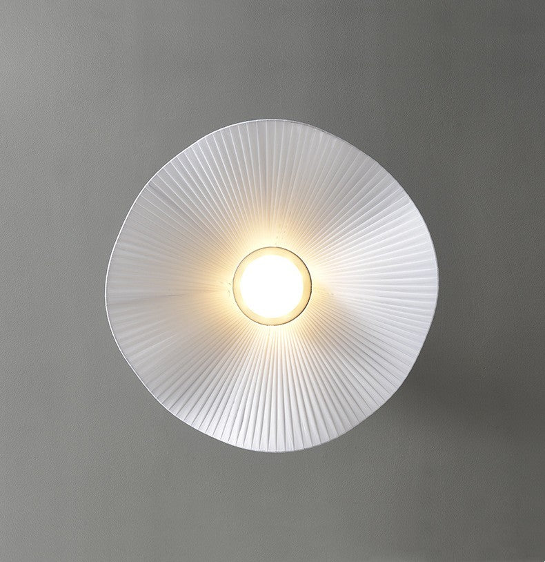 Wavy_Pleated_Pendant_Lamp_9