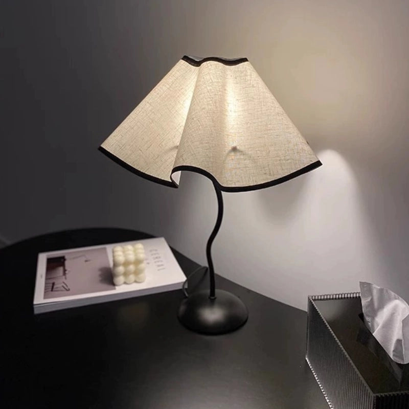 Wavy Table Lamp 3