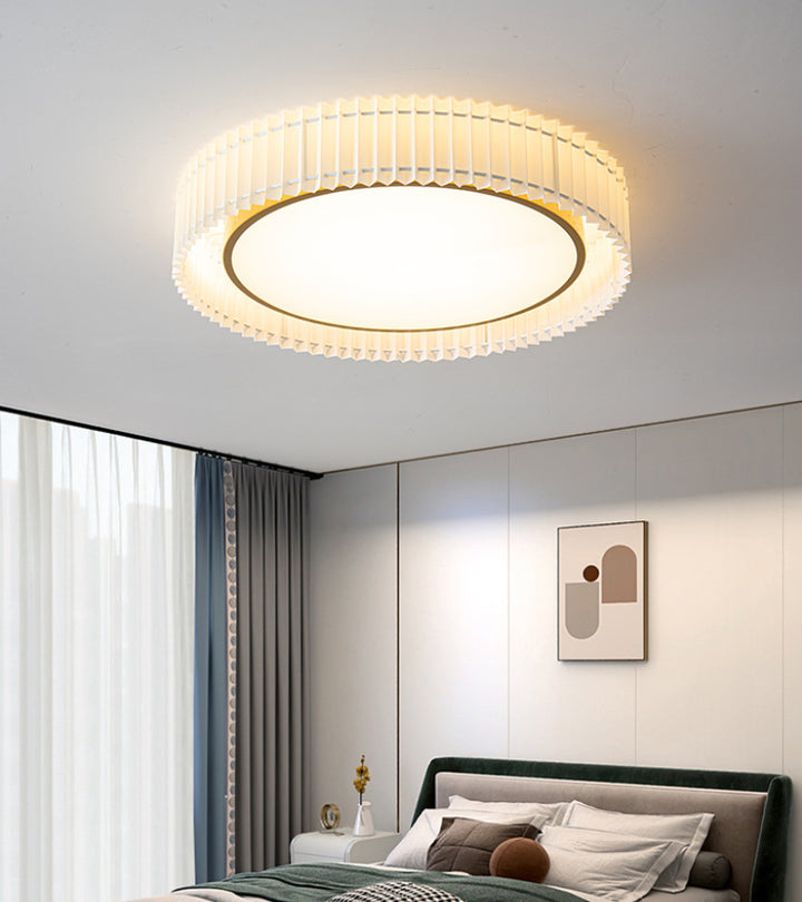 White_Pleated_Ceiling_Lamp_04