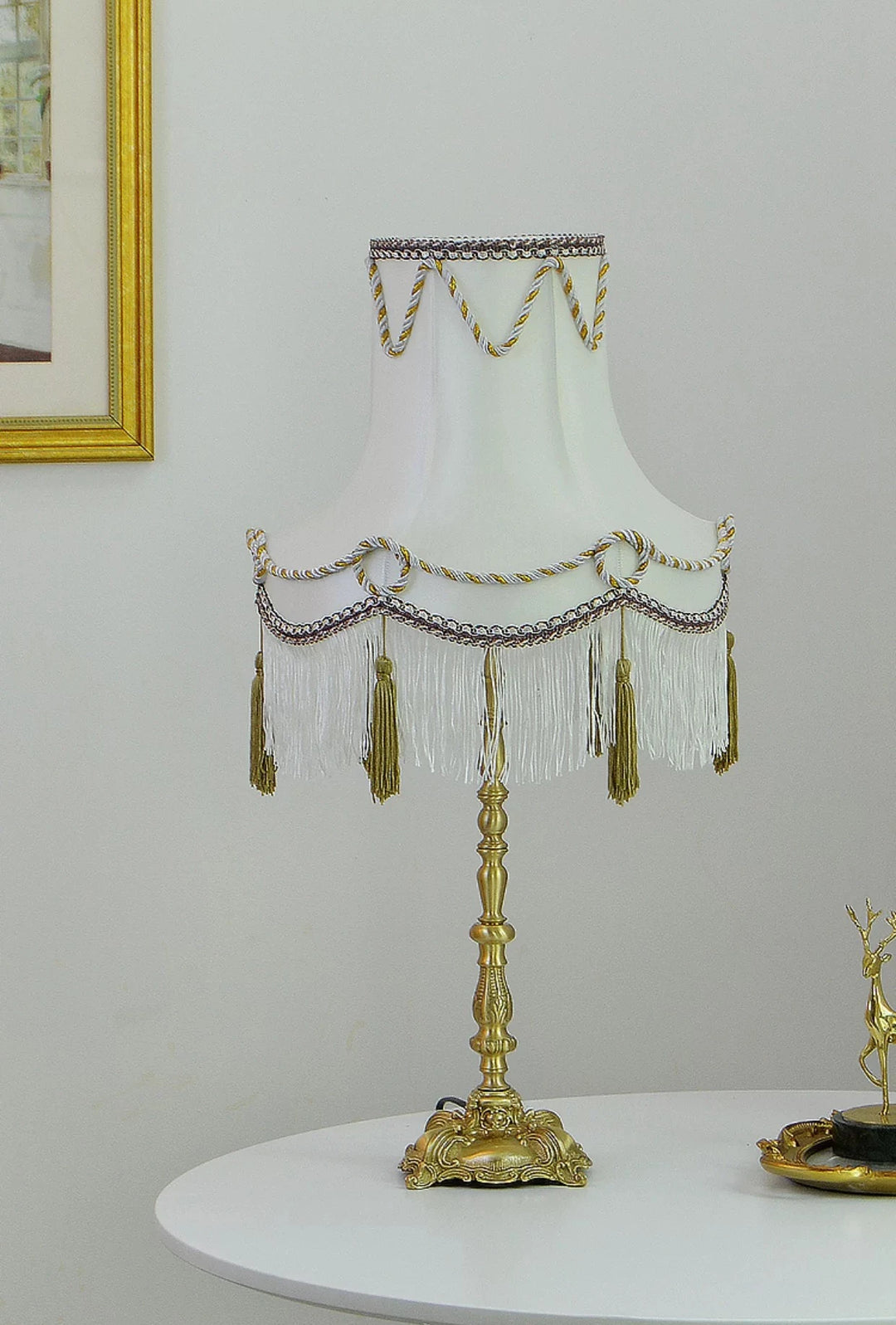 Wiener_Tassel_Table_Lamp_11