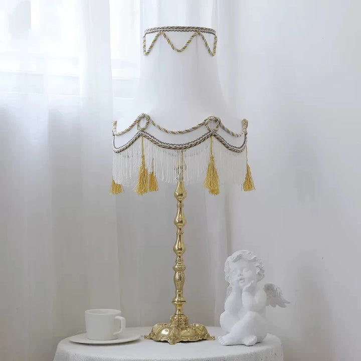 Wiener_Tassel_Table_Lamp_12