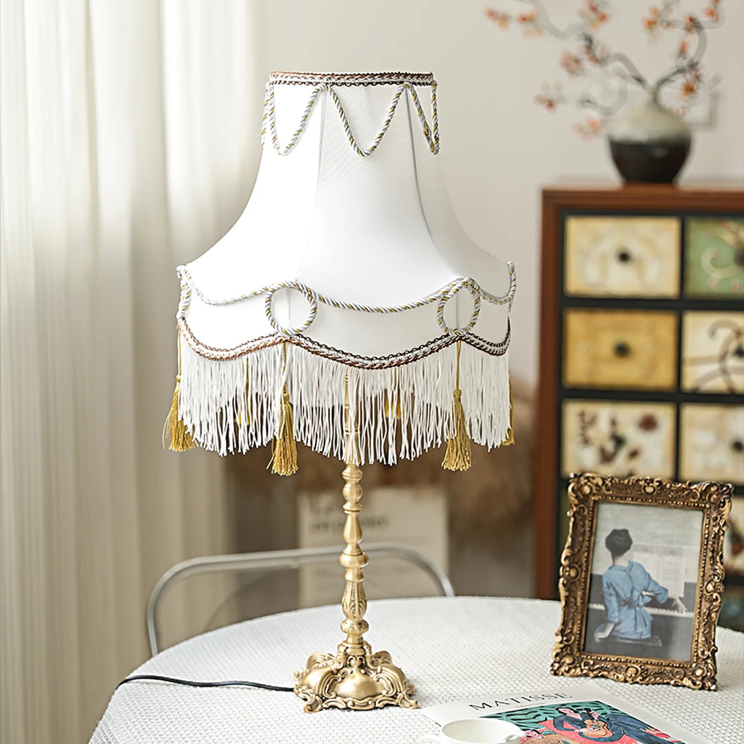 Wiener_Tassel_Table_Lamp_3