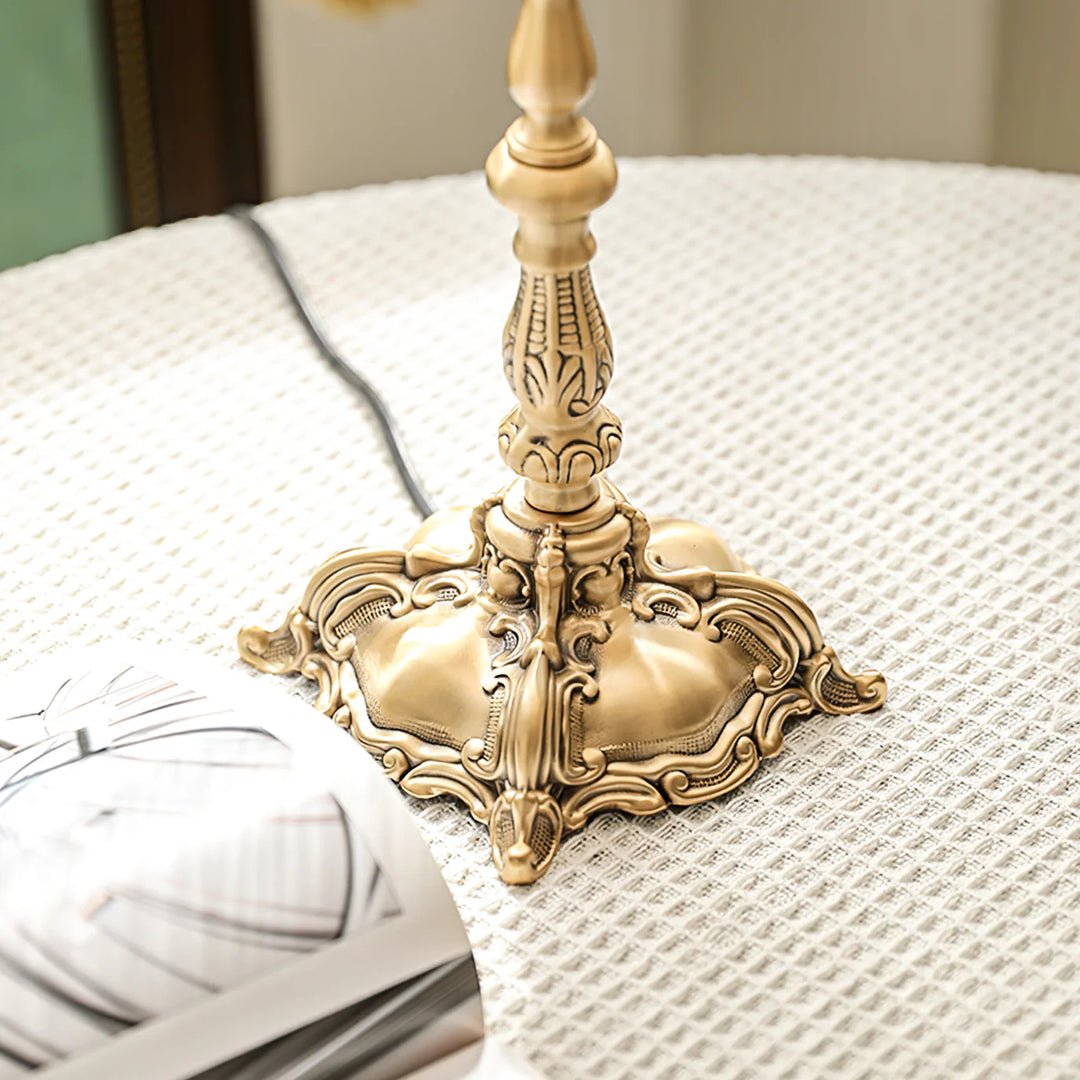 Wiener_Tassel_Table_Lamp_8