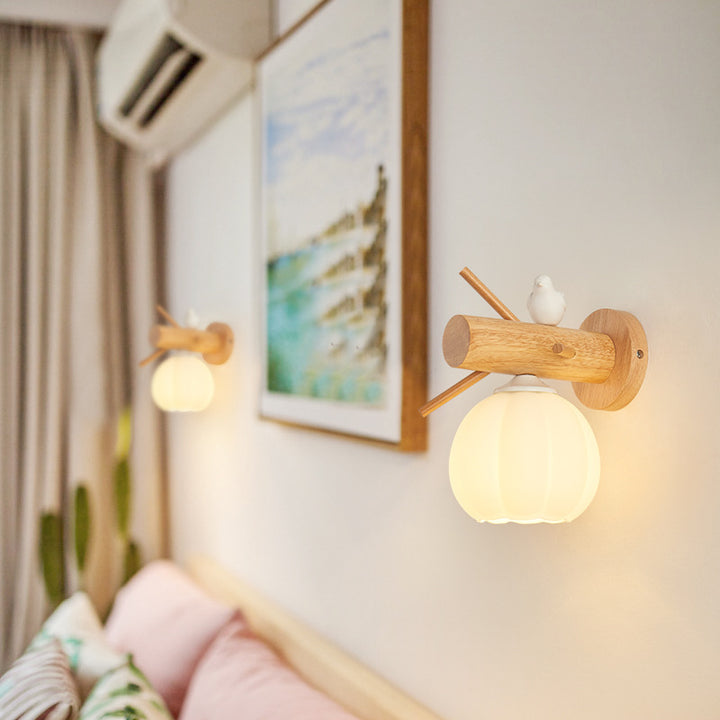 Wooden_Bird_Wall_Lamp_03