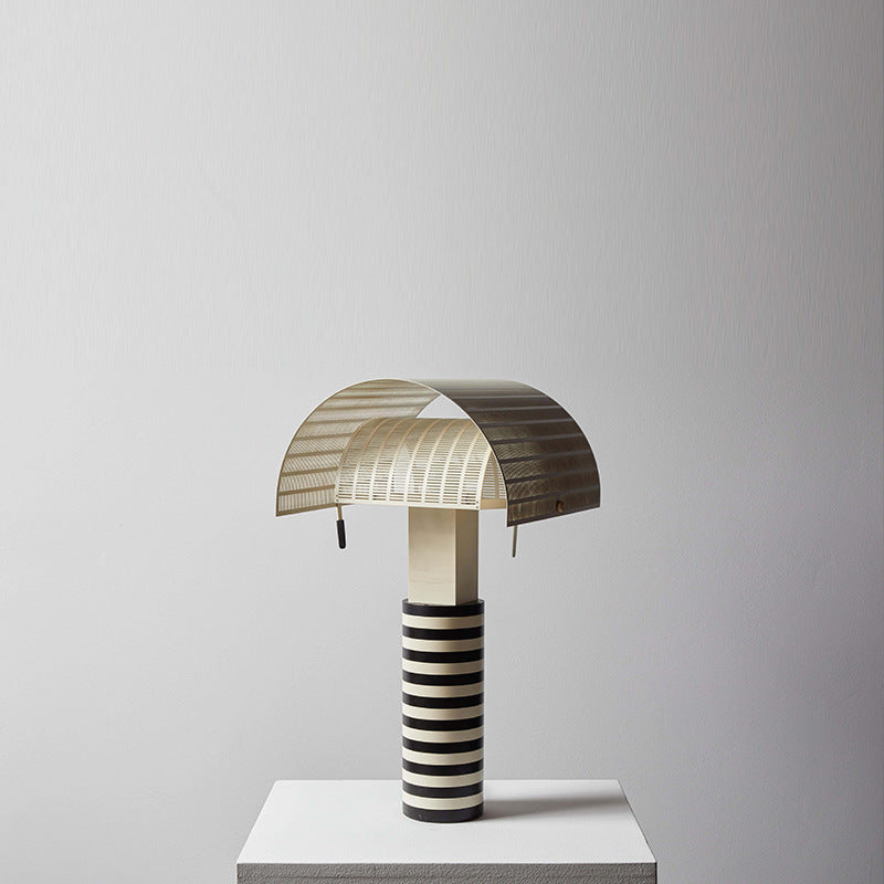 Zebra_Tower_Table_Lamp_5