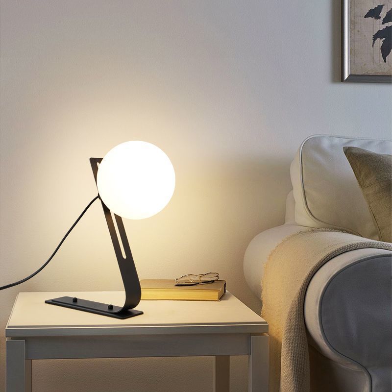 Zerina_Table_Lamp_03