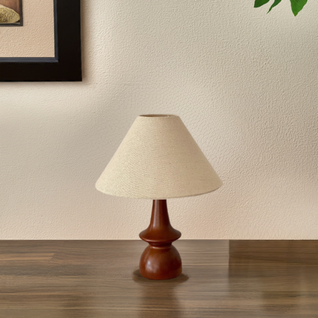 Lampe de table en bois massif Adi