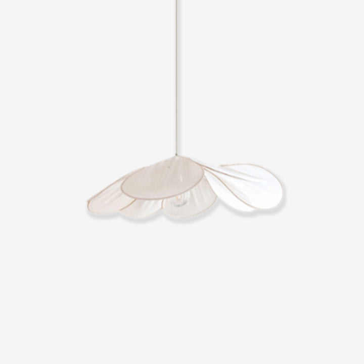 Precieuse Petals Pendant Lamp