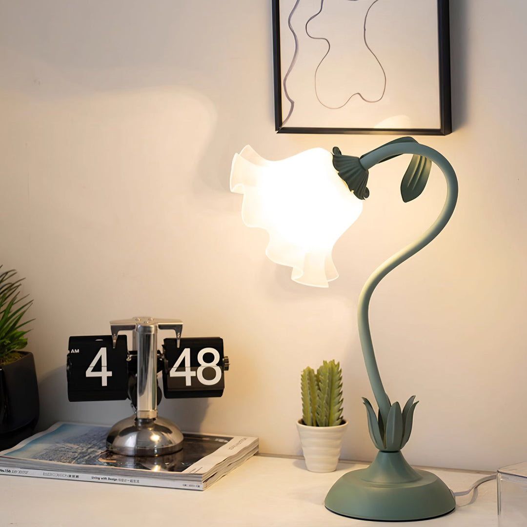 Lampe de table florale Lily